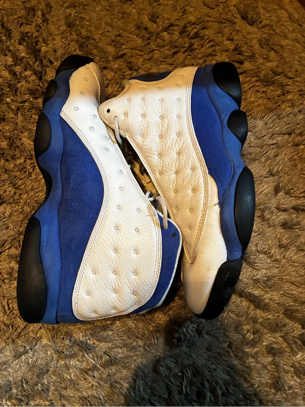 Jordan White and Blue Retro Basketball Shoes